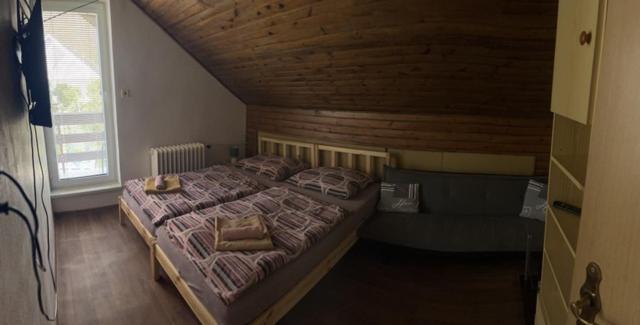 Penzion U Krbu Hotel Loket Buitenkant foto