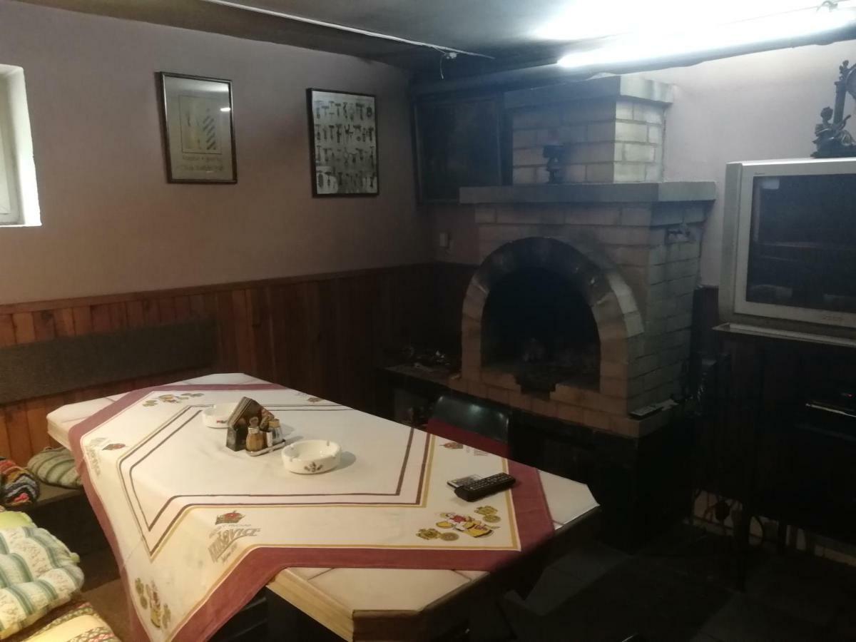 Penzion U Krbu Hotel Loket Buitenkant foto